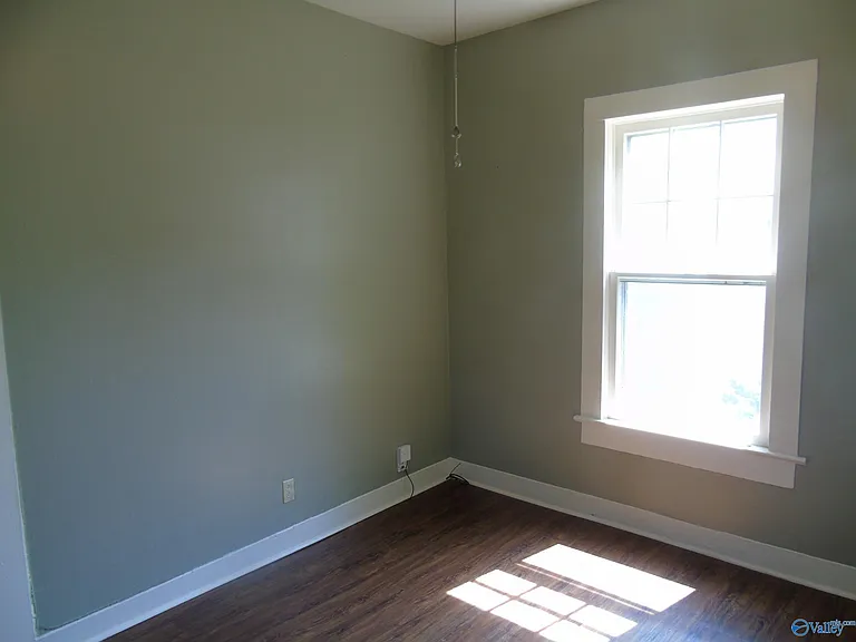 1305B Wells Ave SE — Photo 4