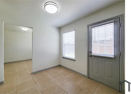 19022 Yellow Thrush Dr — Photo 21