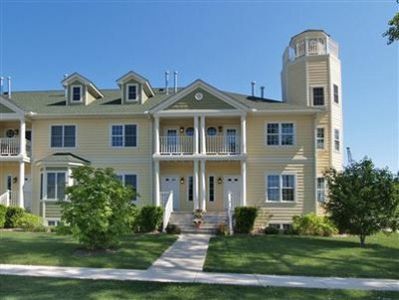 107 W Mechanic St, New Buffalo, MI, 49117