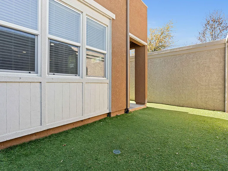 306 Misty Cir — Photo 42