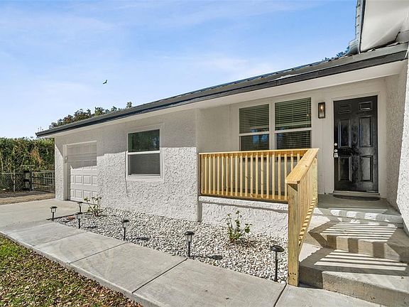 4th image of 3307 Speer Rd