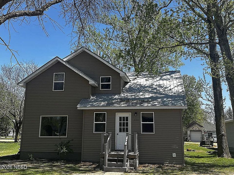 1st image of 306 S Underwood St