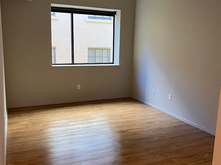 The Bank Apartments — Photo 54