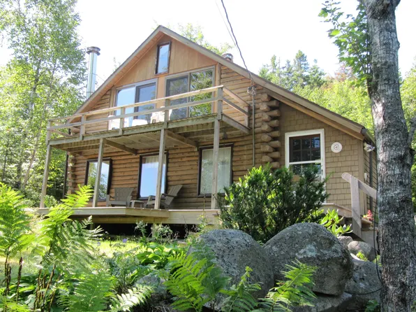 278 Paul Bunyan Road, Gouldsboro, ME 04607