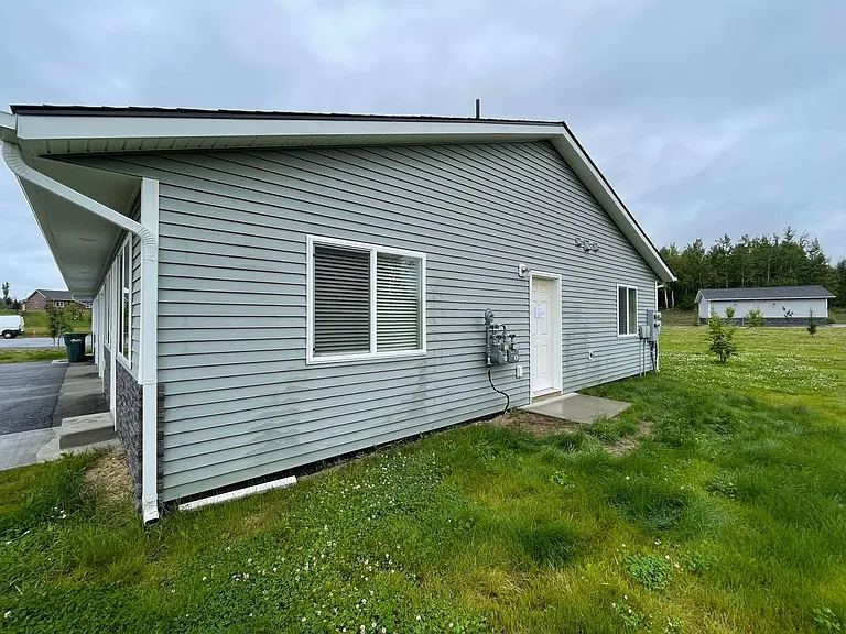 1571 N Tinitun Cir — Photo 10