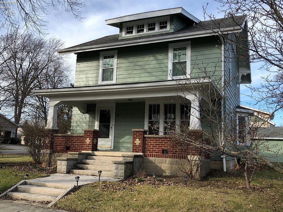 1st image of 28 W Davis St