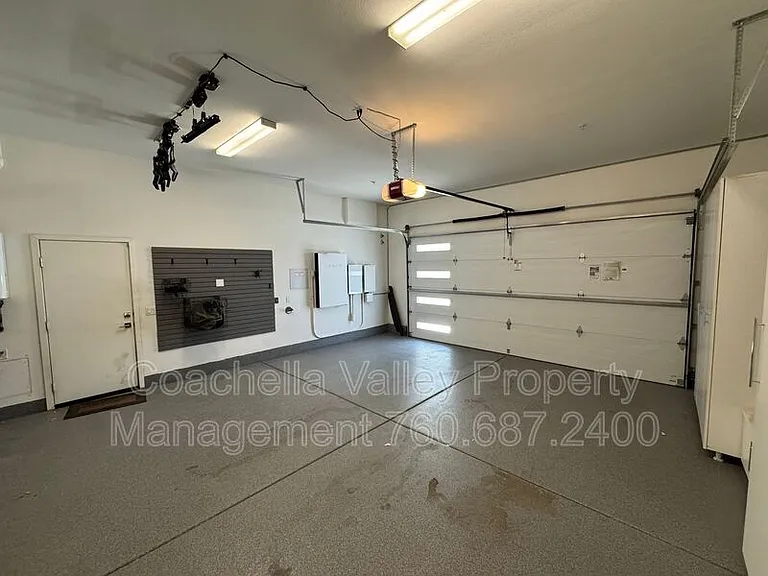 74635 Tesla Dr — Photo 76