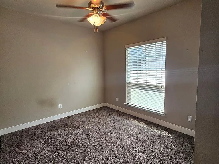 7523 Buffalo Grass Dr — Photo 10