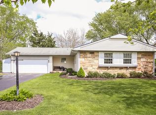 640 Wyngate Ln, Buffalo Grove, IL