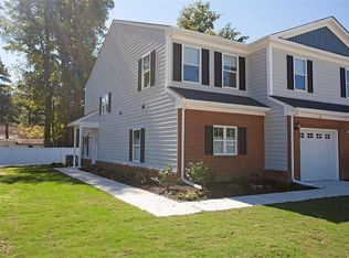 22 Firth Ln, Poquoson, VA 23662