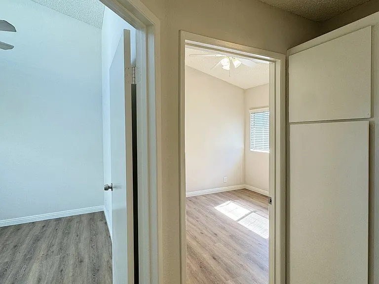 112 N Michigan Ave #9 — Photo 15