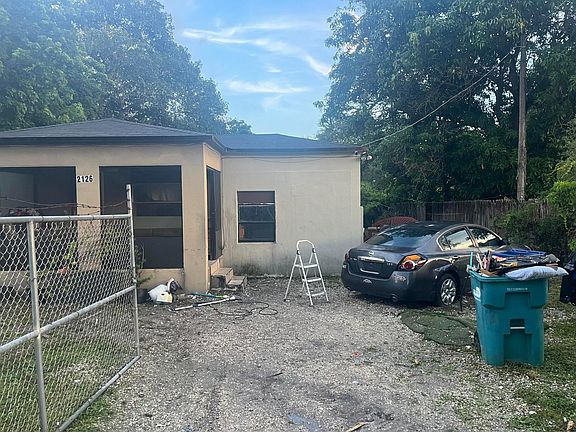 2nd image of 2126 NW 92ND Street