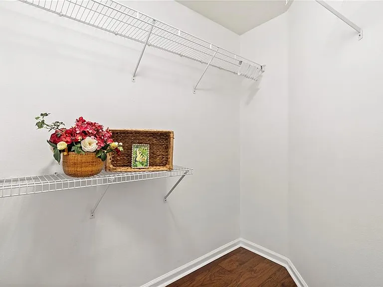 852 Lantern Way — Photo 36