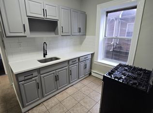 378 Park Ave #5A, East Orange, NJ 07017