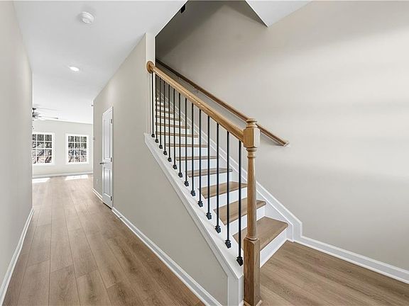 3rd image of 112 Lee Road 2237 Rd