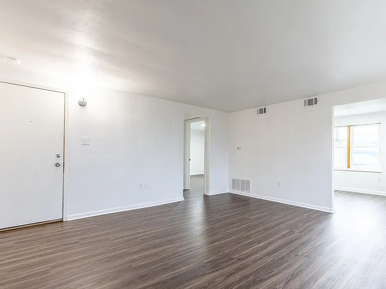 31 - 601 E Warrington — Photo 14