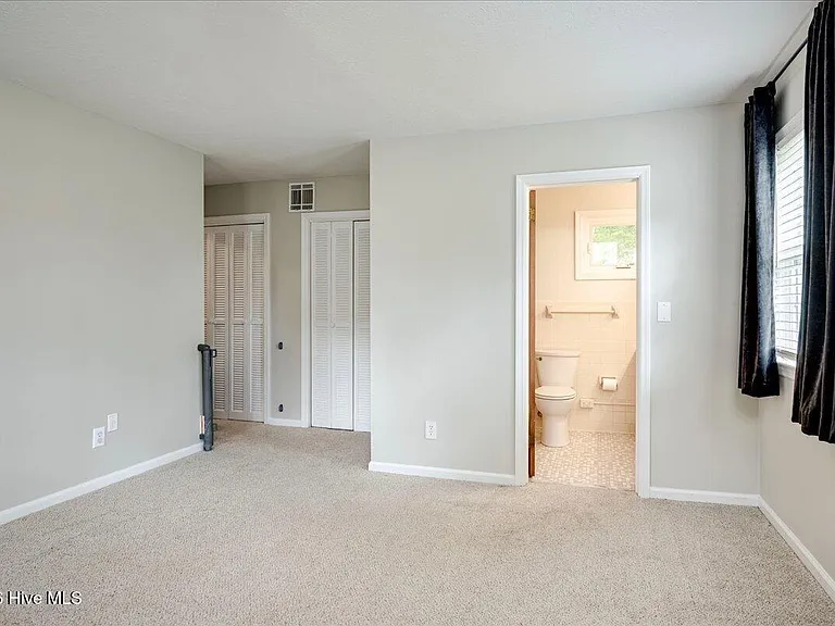 933 Campbellton Dr — Photo 17