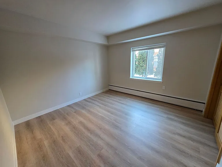 616 Franklin St — Photo 11