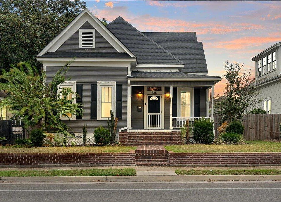 1st image of 735 N 7th Ave