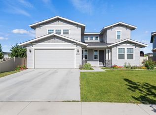 4923 N Glenrock Ave, Meridian, ID 83646