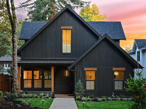 541 8th St, Lake Oswego, OR 97034