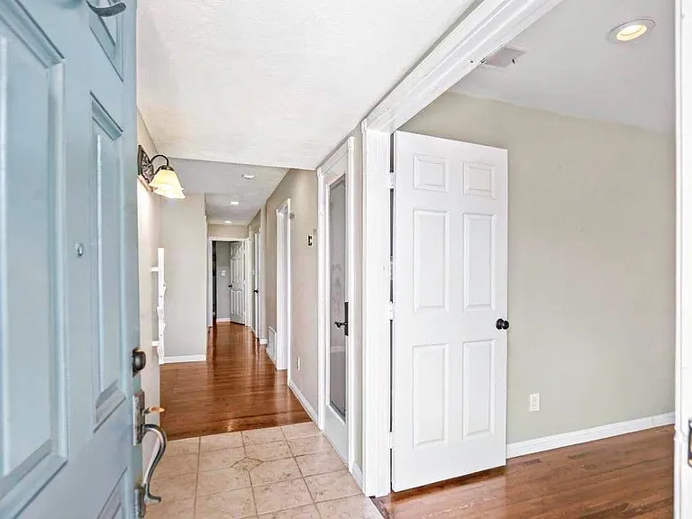 6247 Hokett Way — Photo 5