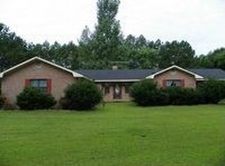 130 Carver Farm Rd, Nicholls, GA 31554