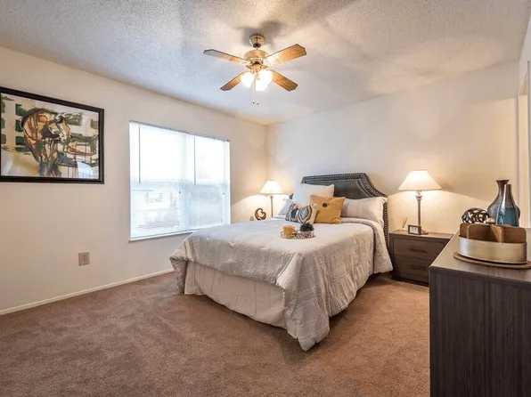 Olive Branch Apartments