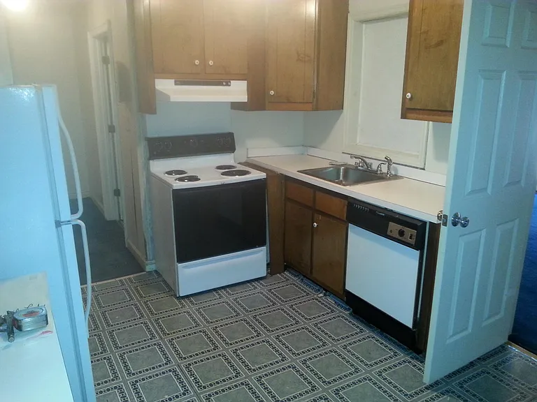 517 Spaulding St — Photo 8