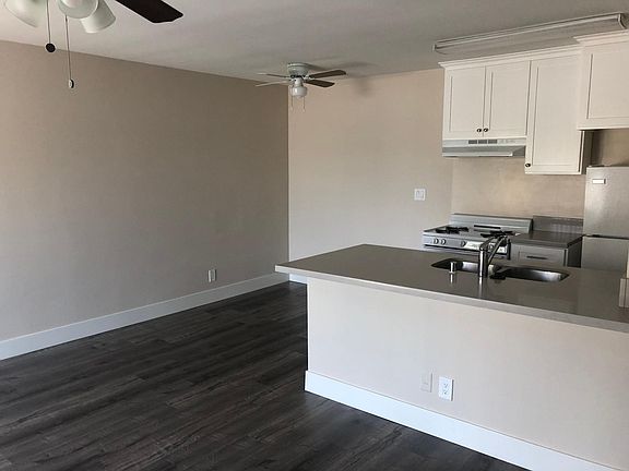 3rd image of 4261 S Centinela Ave APT 10
