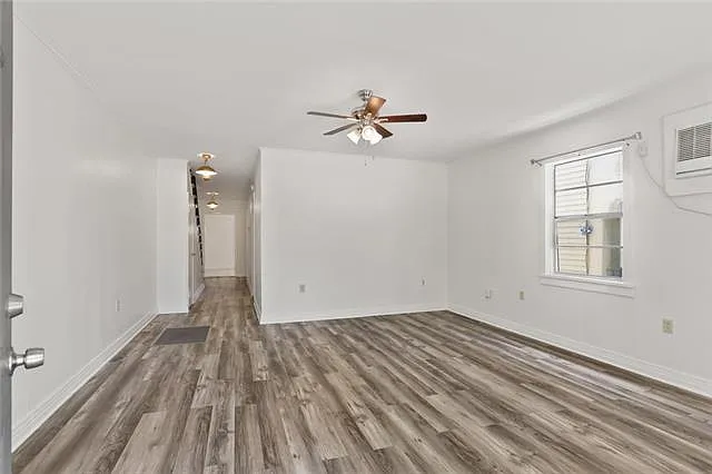 Building Photo - 2133 S Carrollton Ave