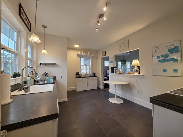 9 Avon Rd #2, Watertown, MA 02472