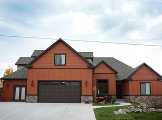 1050 E 700 N, Lehi, UT 84043