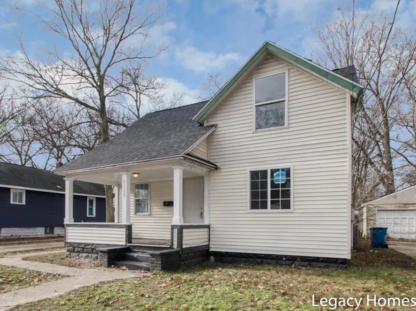 3125 6th St, Muskegon Heights, MI 49444