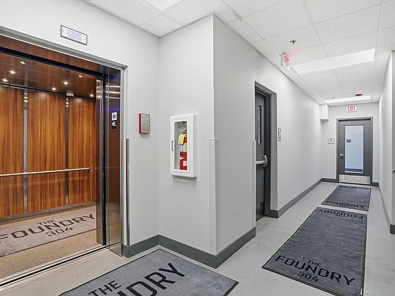 2nd image of 304 W Kirkwood Ave APT 306