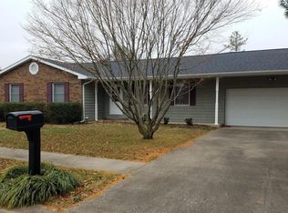 122 S Mark Ct, Carbondale, IL 62901