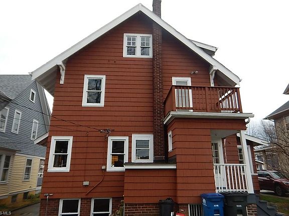 3rd image of 1482 Northland Ave
