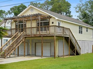 107 Sycamore Dr, Pass Christian, MS 39571