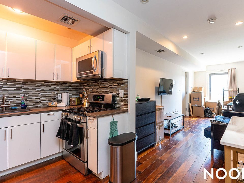 1st image of 46 New York Ave #3A