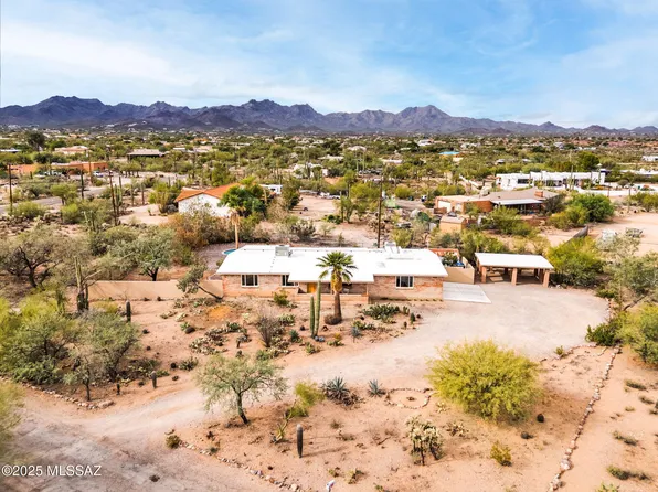 3205 N View Crest Dr, Tucson, AZ 85745