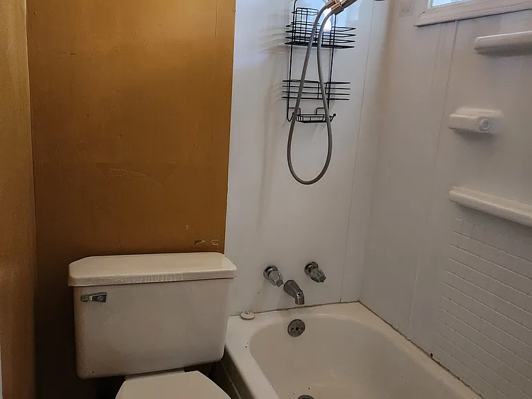 1501-1503 Sturgus Ave S #B — Photo 17