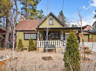 365 Sunset Ln, Sugarloaf, CA 92386