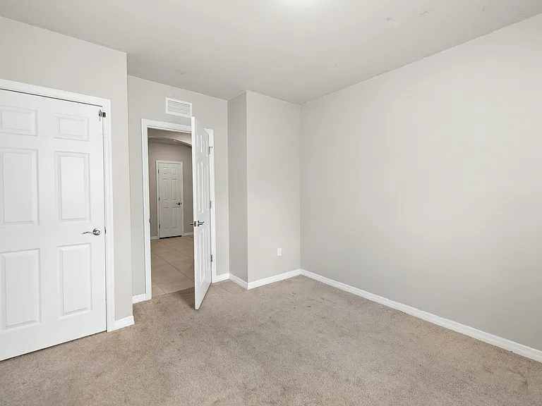 20550 Charles St — Photo 13