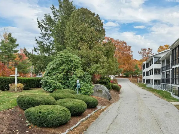 663 Cherry Valley Rd APT 311, Gilford, NH 03249