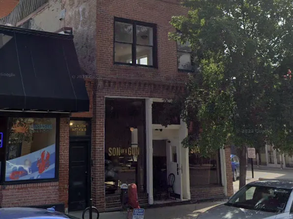 16 N 9th St #B, Columbia, MO 65201