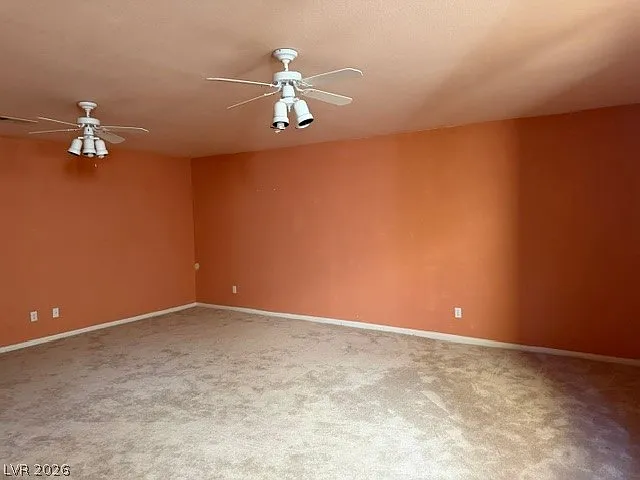 8640 Castle Hill Ave — Photo 19
