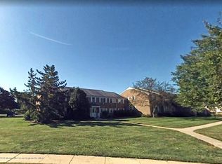 52 Manchester Ct, Freehold, NJ 07728