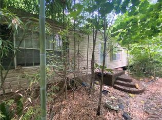 220 Waccamaw Dr, Salisbury, NC 28146