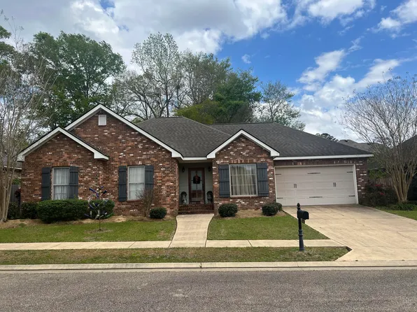 10 Cornerstone Dr, Columbia, MS 39429