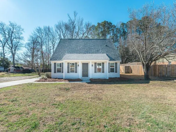 121 Thomas Drive, Martinez, GA 30907